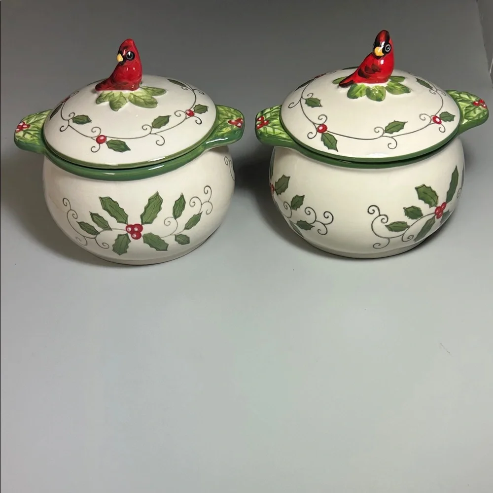 Temptations Ceramic Soup Bowl/Tureen w/ Cardinal Design Lid (up to 4 available)